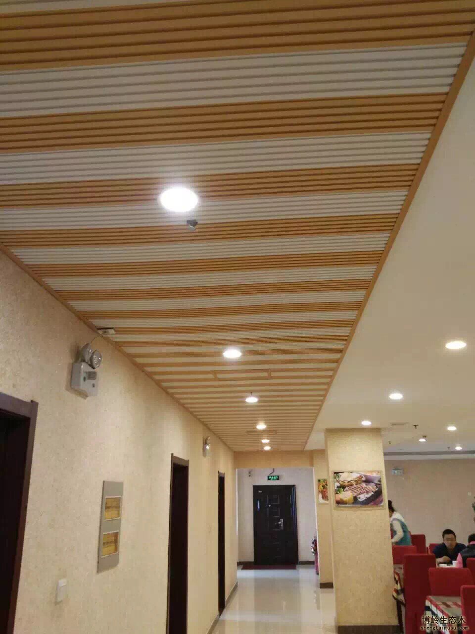 生态木吊顶在颜色上有怎样的优势
